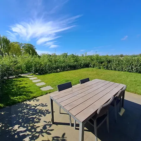Vakantiehuis De Platwever 3c *